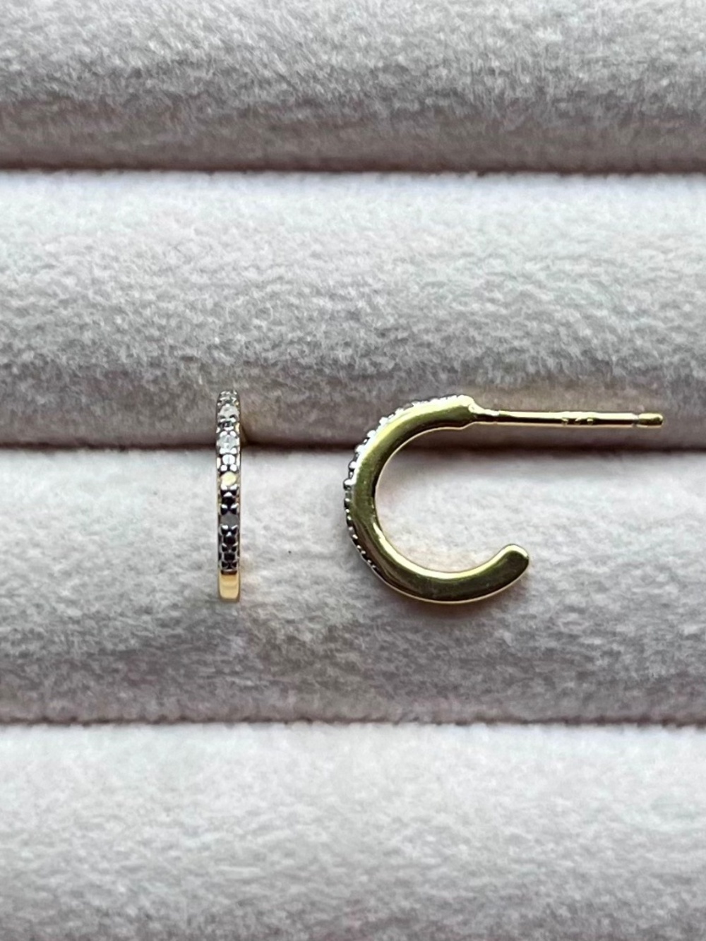 E108 | Natural Diamond Gold Petite Hoop Earrings